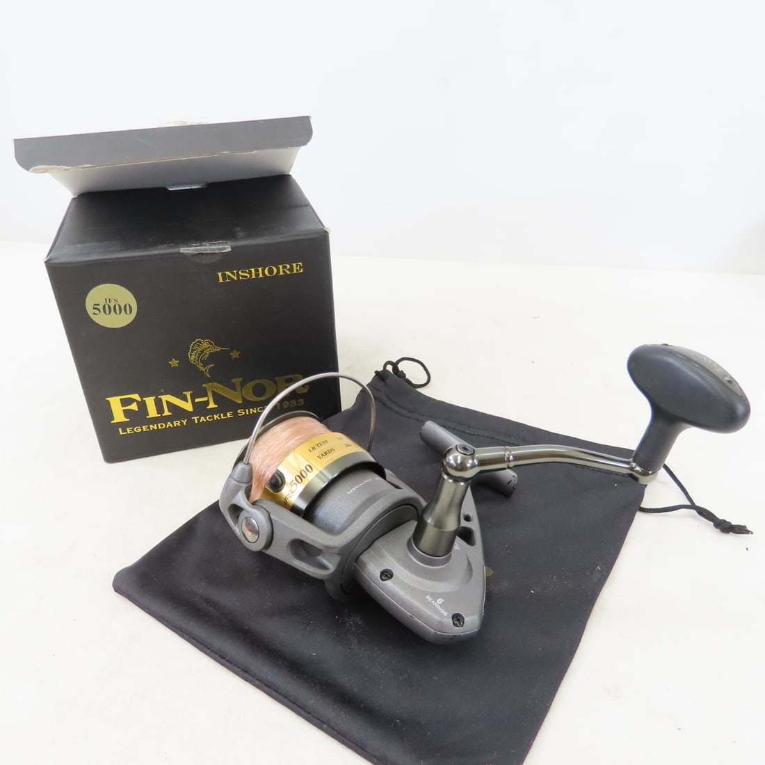 18 Vintage Open-Face Spinning Reels, Mitchell - 6