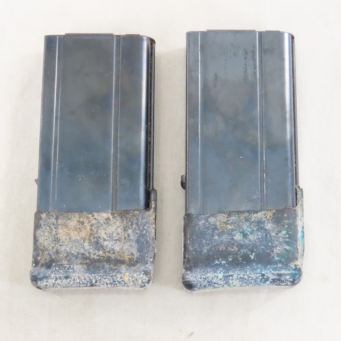 7 M1 Carbine Magazines & 3 Vintage Booklets - 5