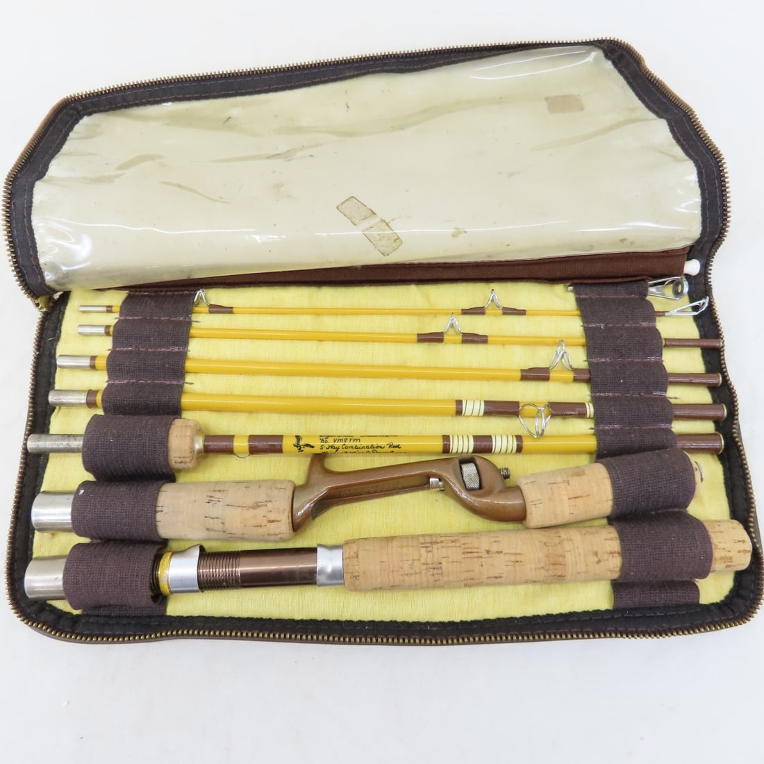 Vintage Eagle Claw Trailmaster 8pc Fishing Rod - 2