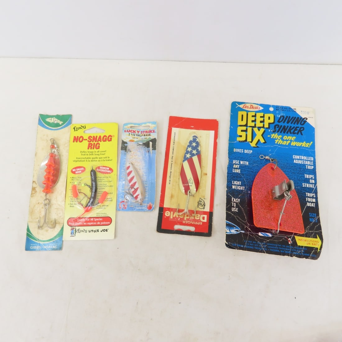 Vintage Fishing Lures, Line, Mepps, Rapala & More - 4