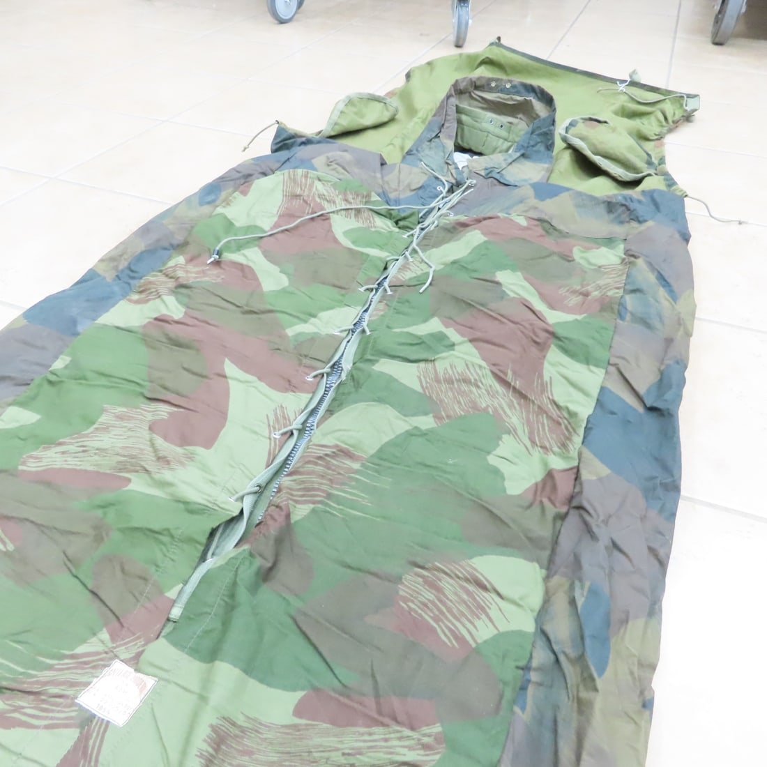 1950's Belgian Airborne Sleeping Bag - 2