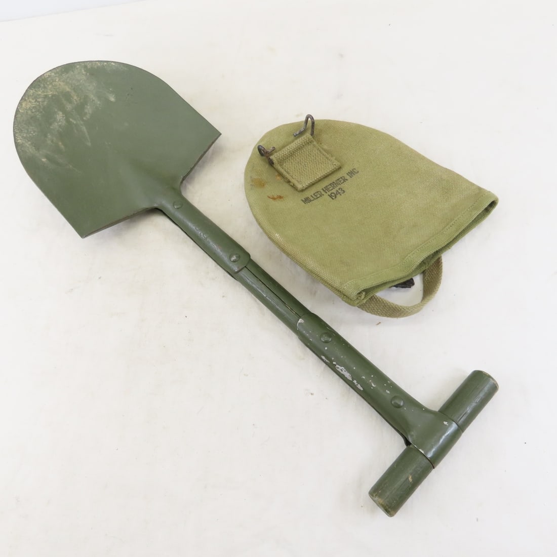 WWII US Wire Cutters & Entrenching Shovel - 2