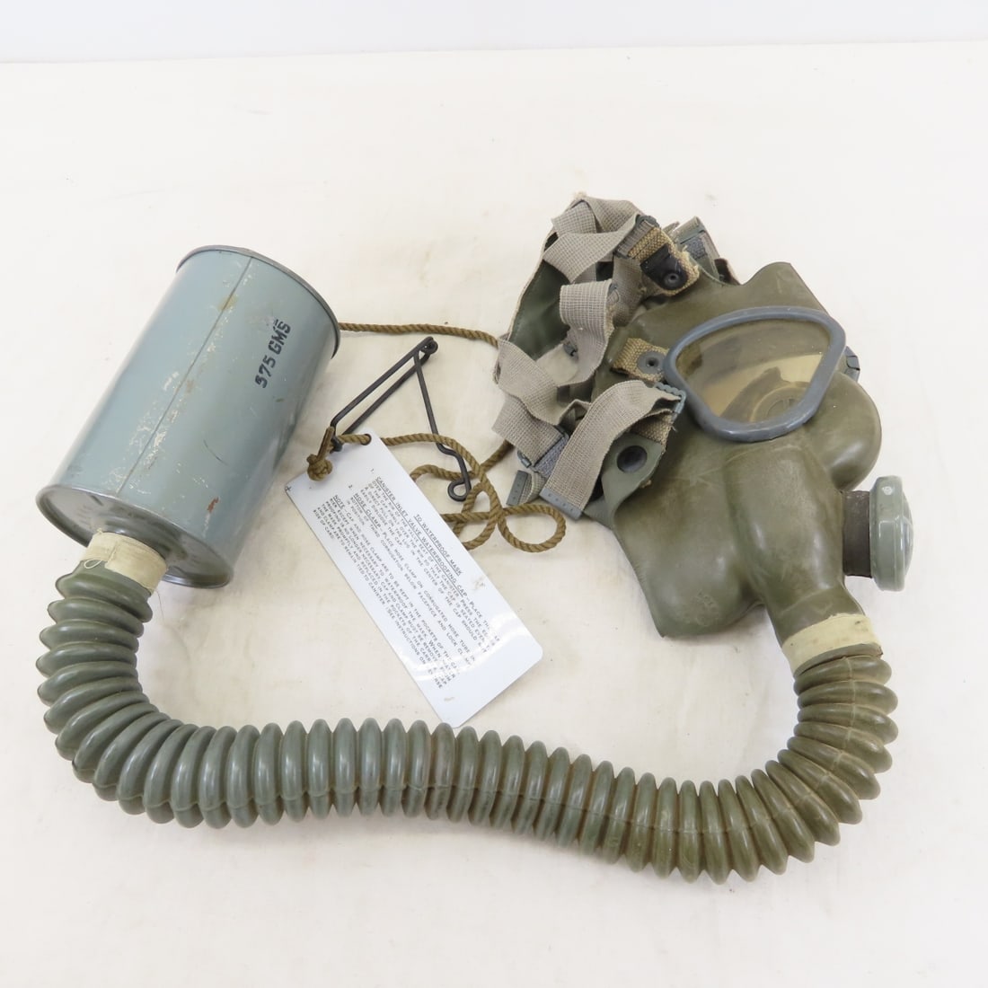 WWII US Lightweight Gas Mask, Filter & Bag - 2