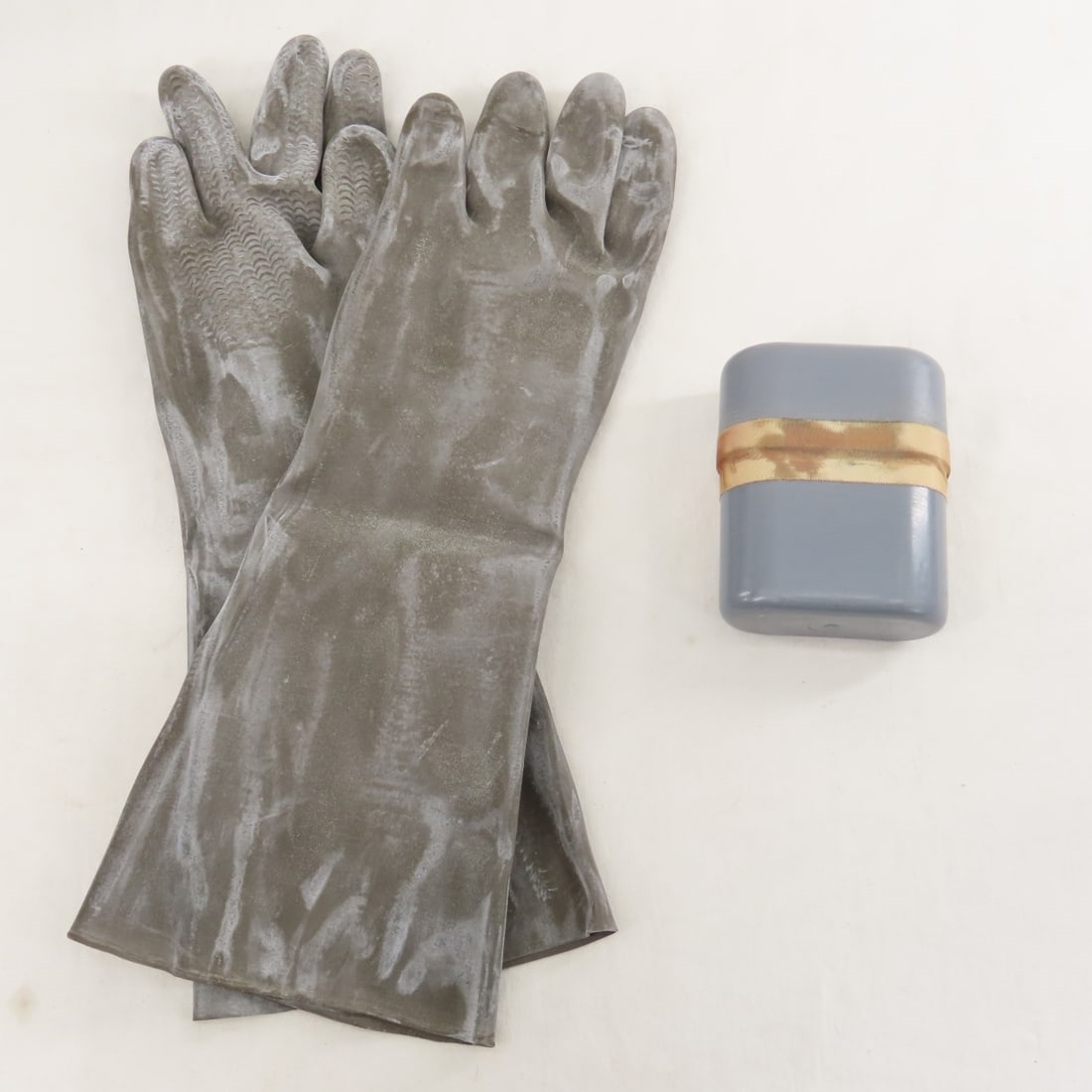 East German Army Gas Mask with Decon Kit - 7
