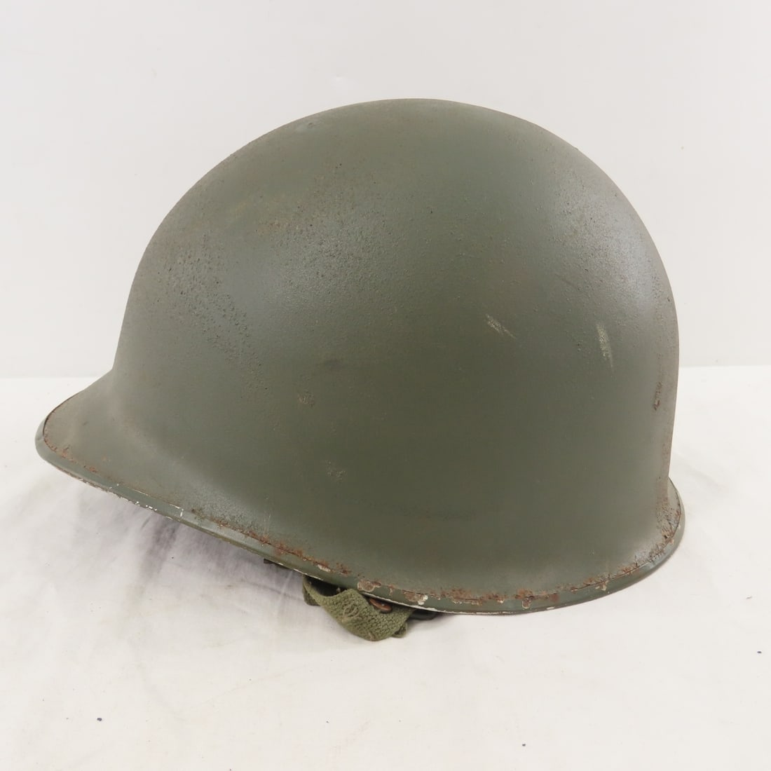 WWII US M1 Helmet with Liner - 3
