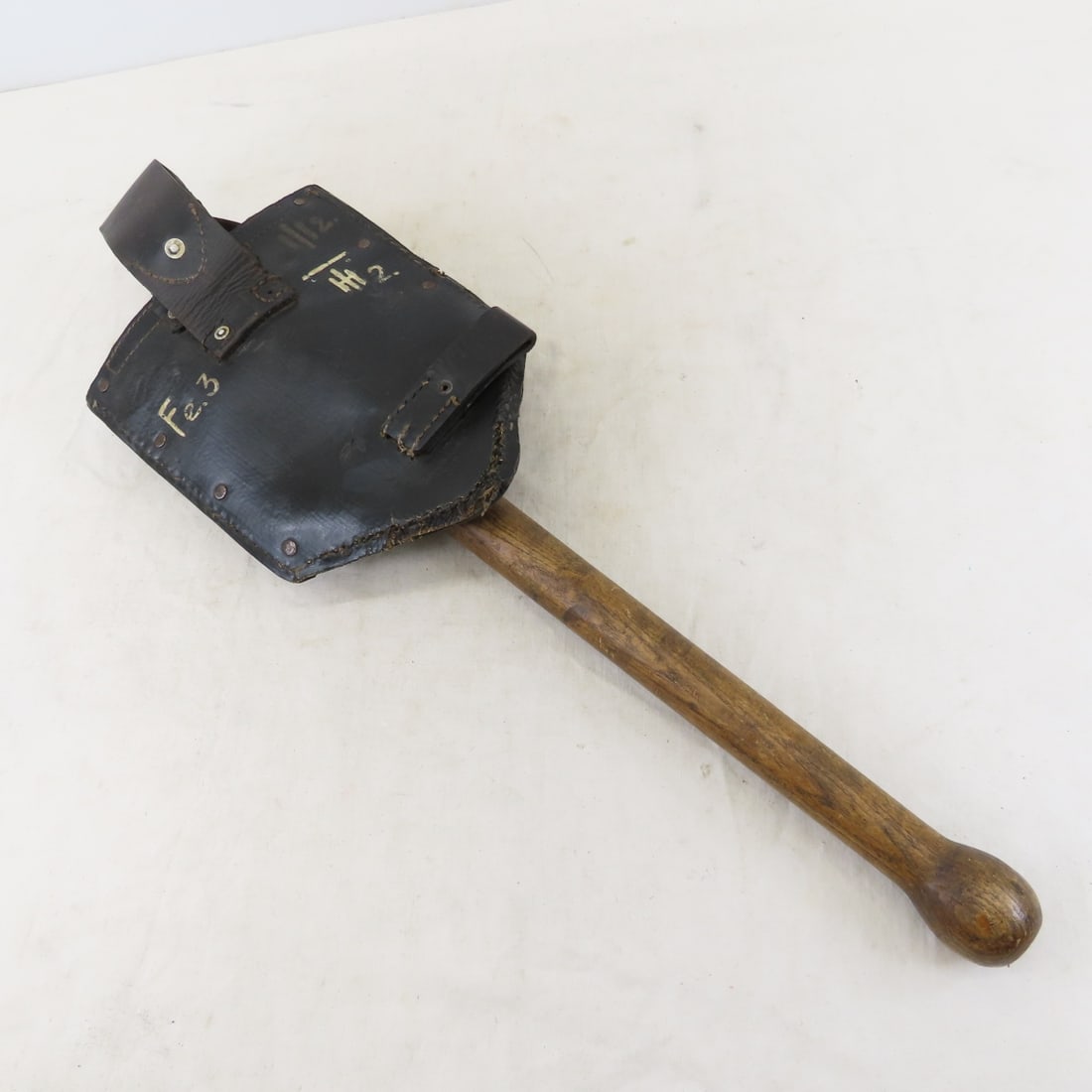 1939 German Folding Trench Shovel with Cover - 11
