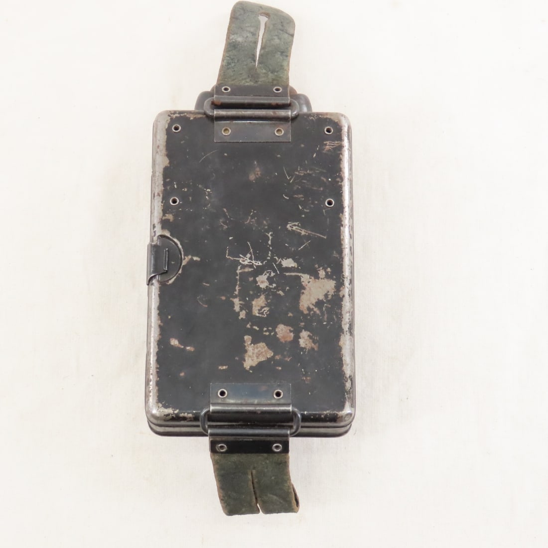 WWII German Signal Flashlight & Y Strap Suspenders - 7