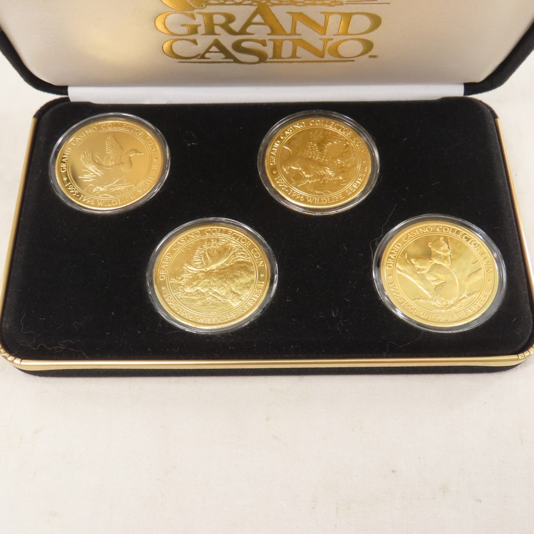 Casino Coins, Foreign Coins, Tokens & Jewelry - 10