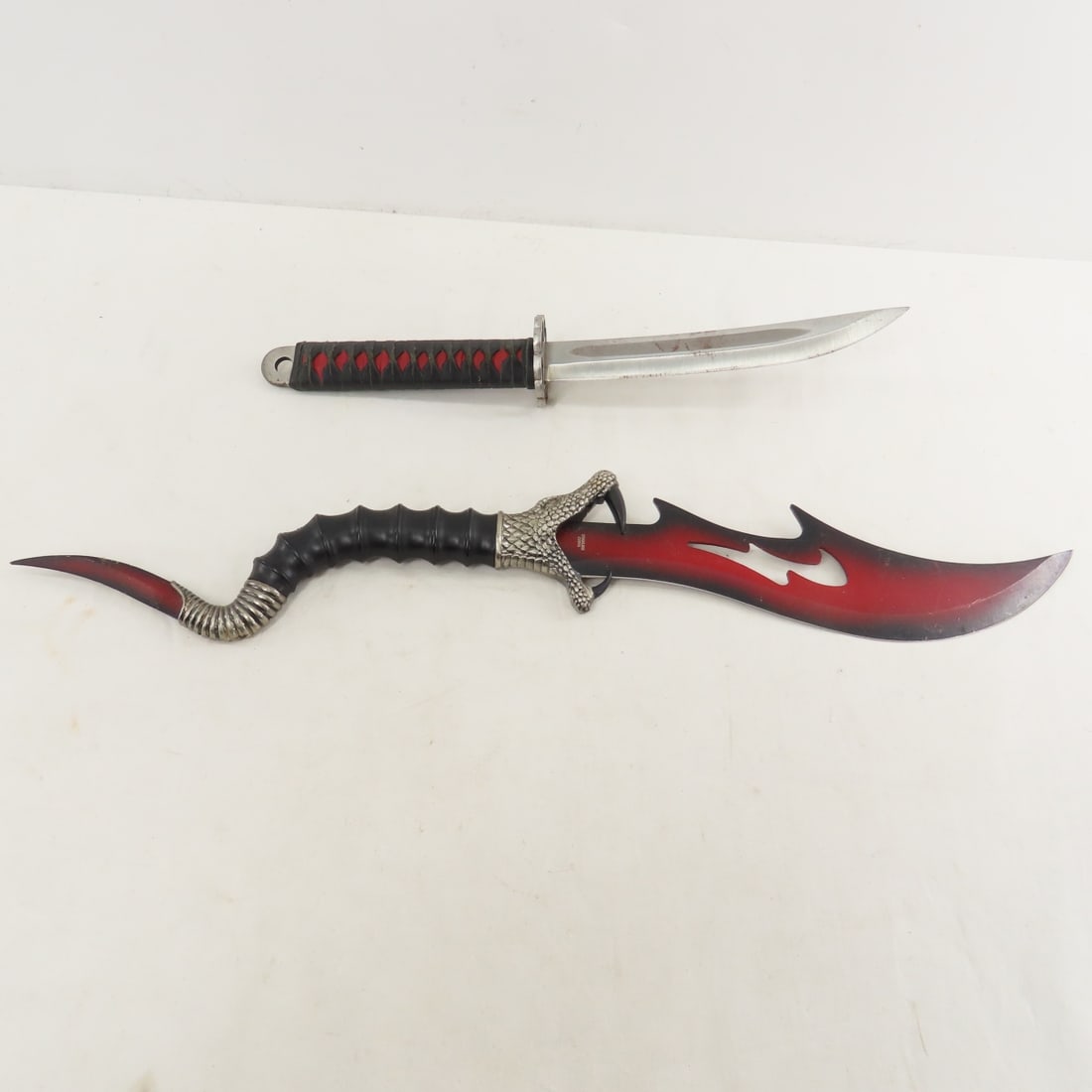 Fantasy Knives, Hatchet, Short Sword, & More - 4