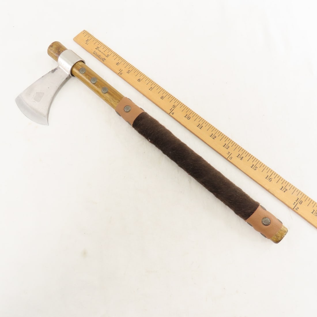 Fantasy Knives, Hatchet, Short Sword, & More - 8