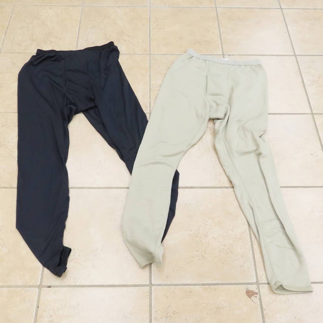 US Military Wool Socks, Thermal Drawers, Belts - 16