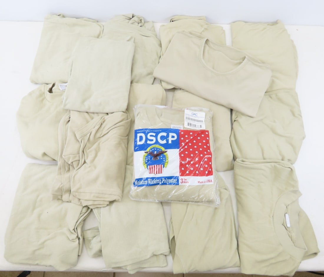 15+ US Military Desert Sand T-Shirts, SS Large: 15+ US Military Desert Sand T-Shirts, SS Large - All Size Large, 15 Have been Worn, 3 are New. LOT SIZE: 14x14x9" 8 LBS All information and photos, which are part of the description) are intended to