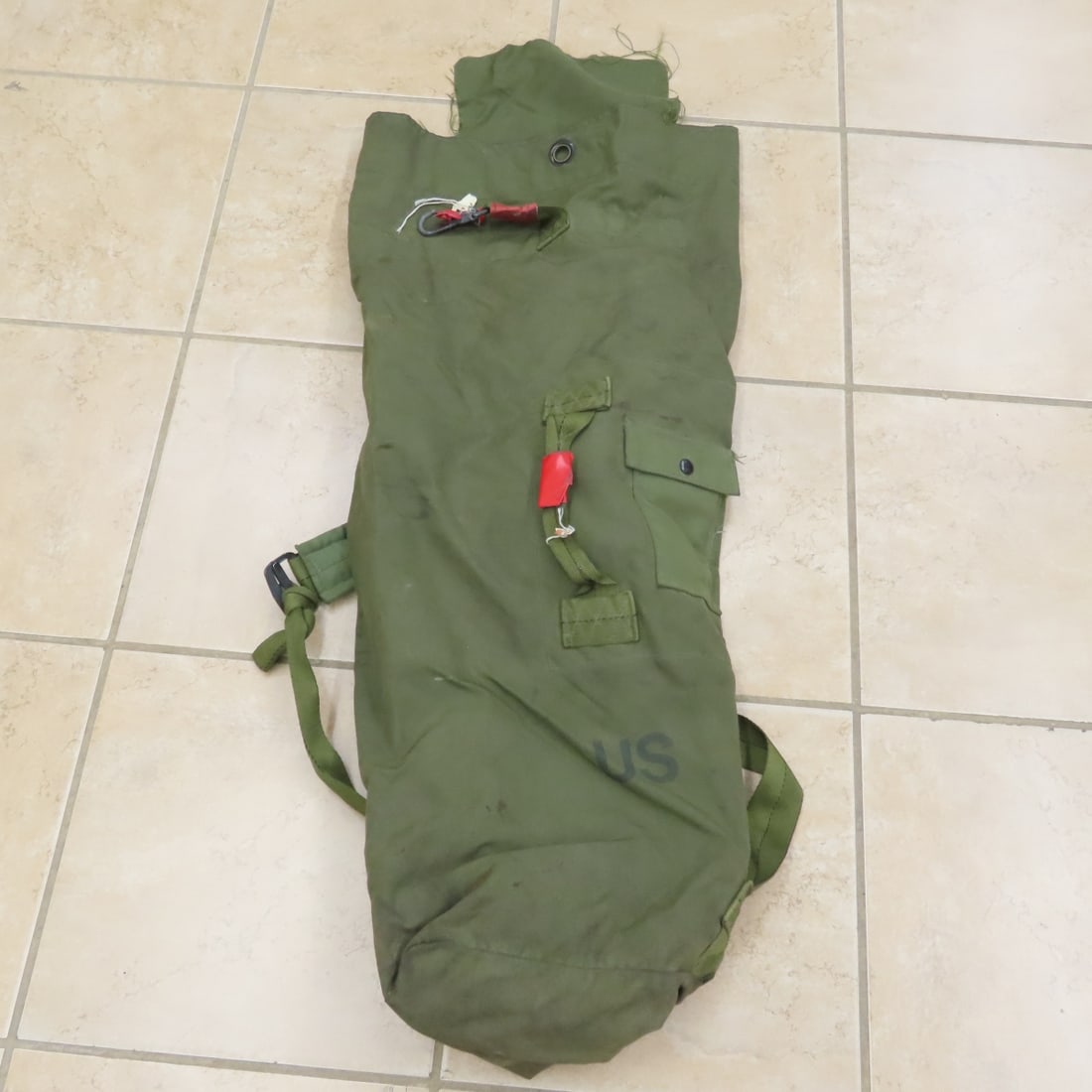 Vintage US Military Duffel Bags & Other Pouches - 10