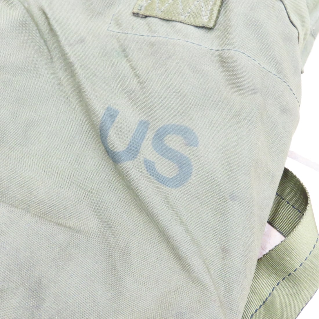 Vintage US Military Duffel Bags & Other Pouches - 11