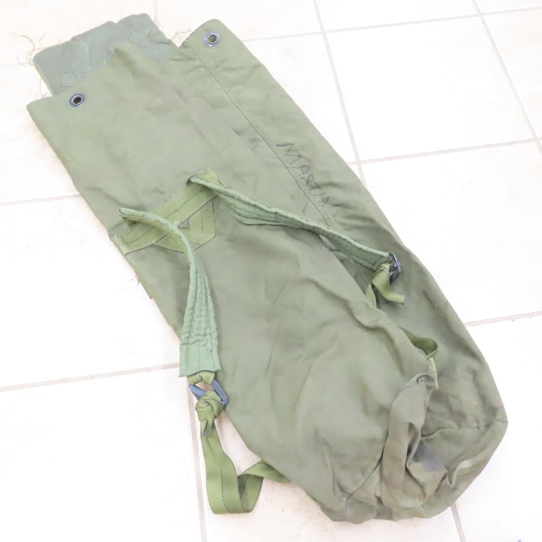 Vintage US Military Duffel Bags & Other Pouches - 12