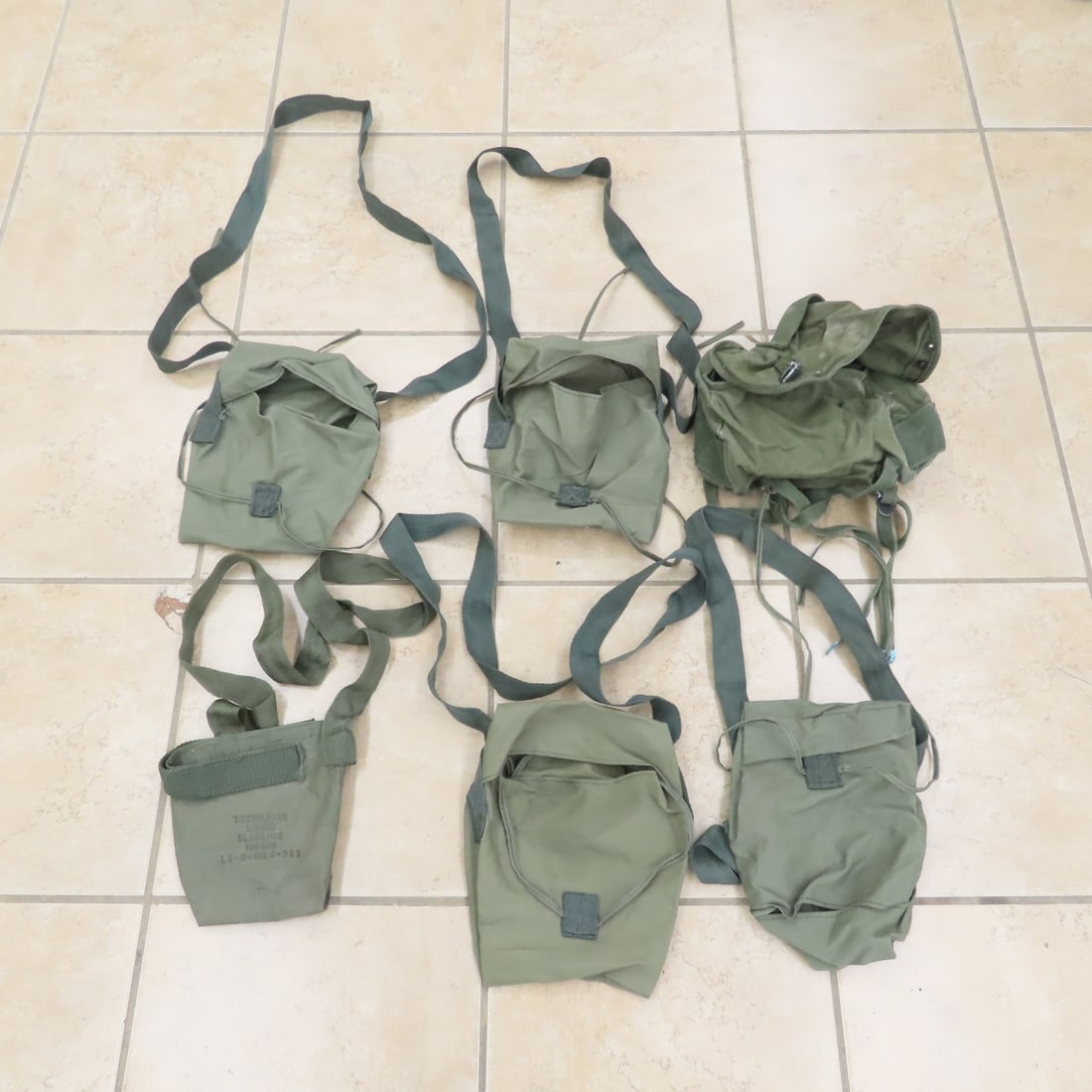 Vintage US Military Duffel Bags & Other Pouches - 19
