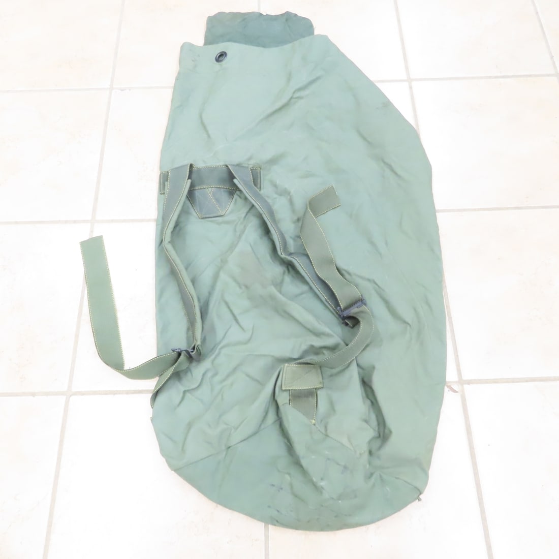 Vintage US Military Duffel Bags & Other Pouches - 6