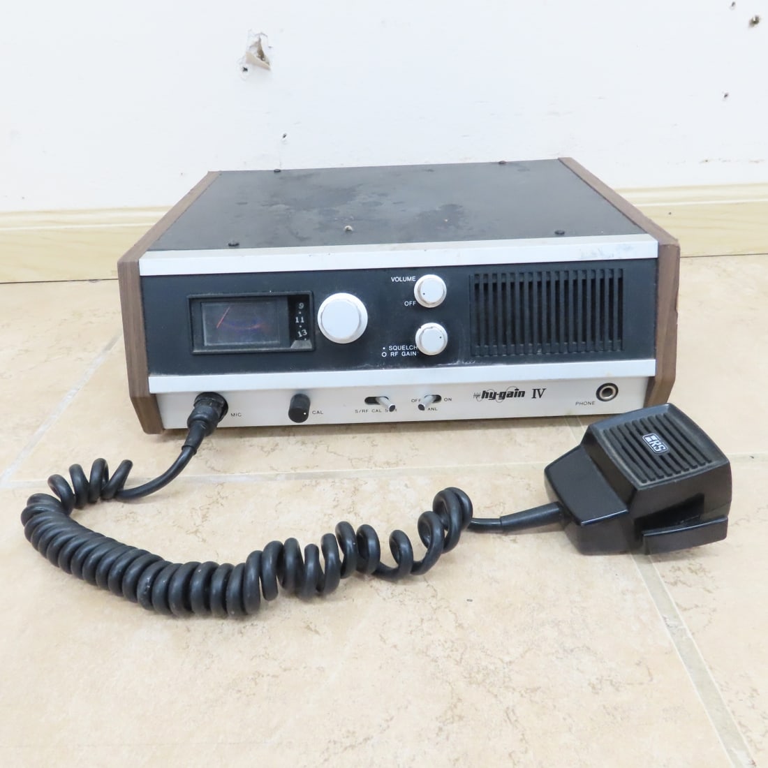 Vintage Cobra CB Radios, Antenna, Cords & Cables - 2