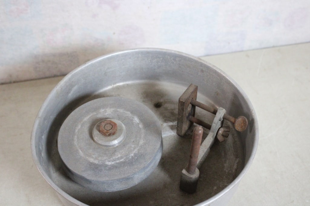 Hillquist Gem Master Lapidary Polisher/Cutter - 4