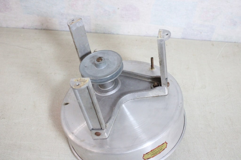 Hillquist Gem Master Lapidary Polisher/Cutter - 7