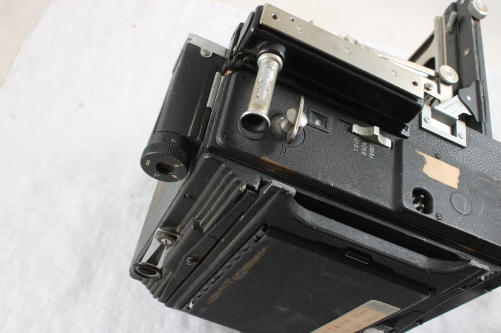 Graflex Graphic Speed 4x5 View Camera with - 12