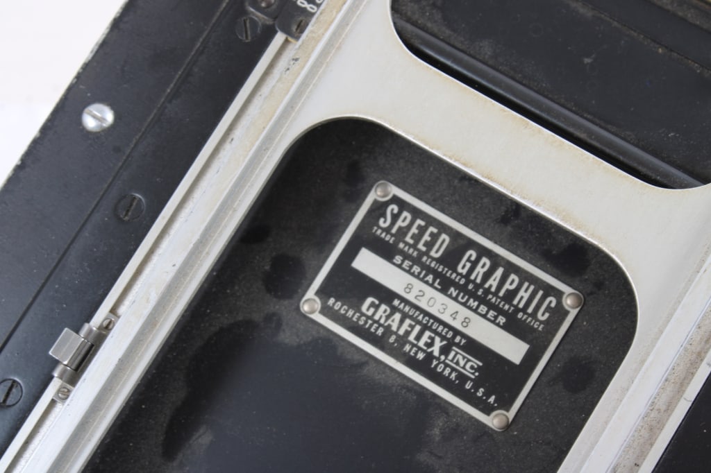 Graflex Graphic Speed 4x5 View Camera with - 16
