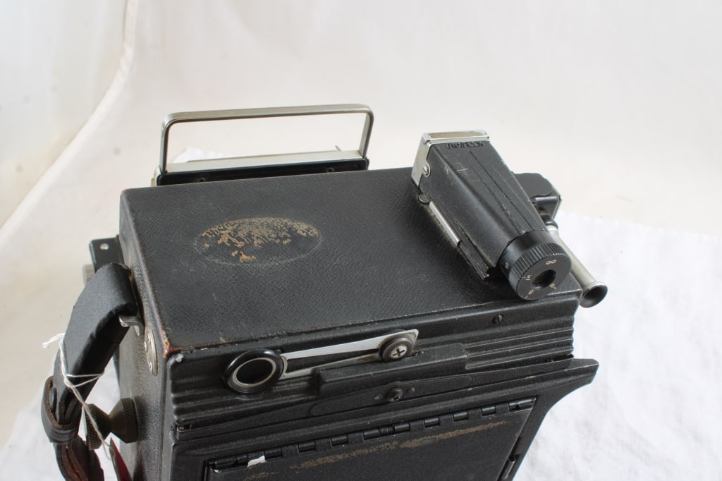 Graflex Graphic Speed 4x5 View Camera with - 9