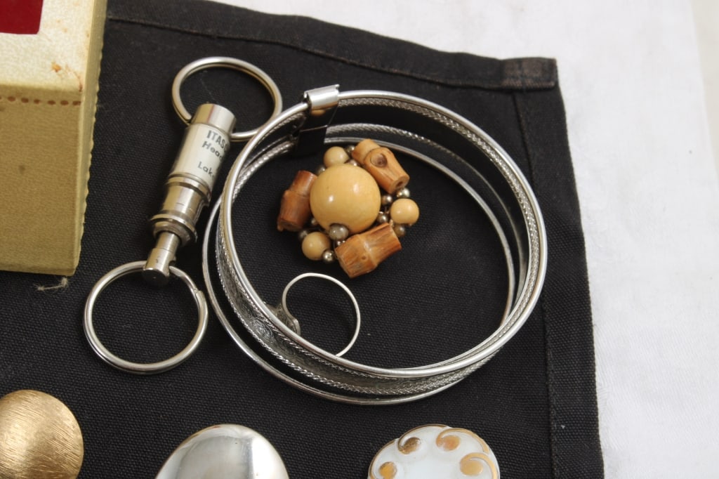 Vintage Jewelry Box with Costume Jewelry - 15