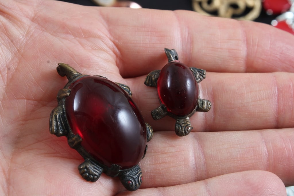 Vintage Jewelry Box with Costume Jewelry - 18