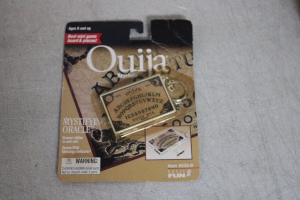 Toys, Games, Propellers, Ouija Board Key Chain, - 10