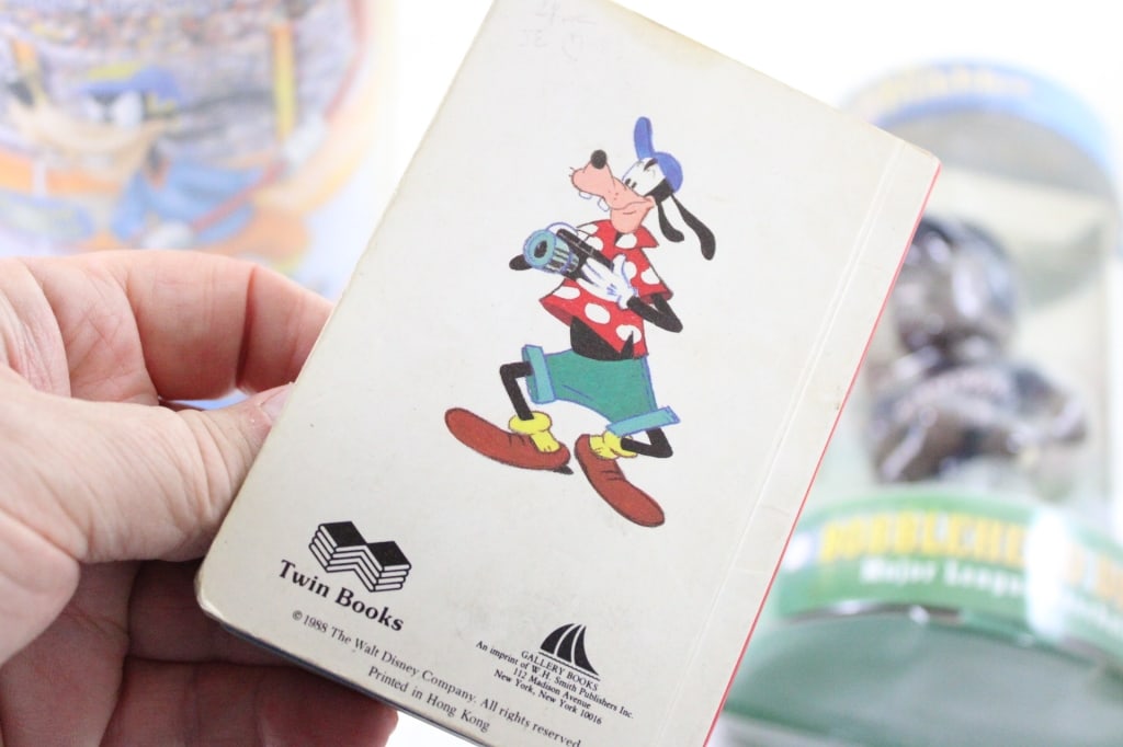 Goofy Bobblehead & Book, Bobble Dobble Guzman, - 17