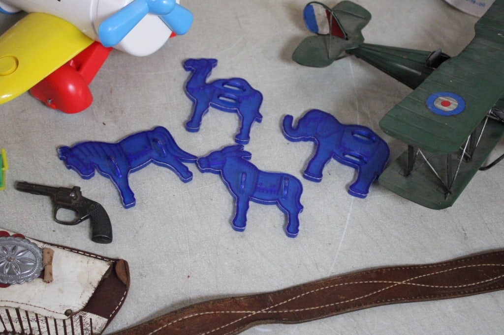 Tin Bi-Plane & Other Vintage Toys - 8