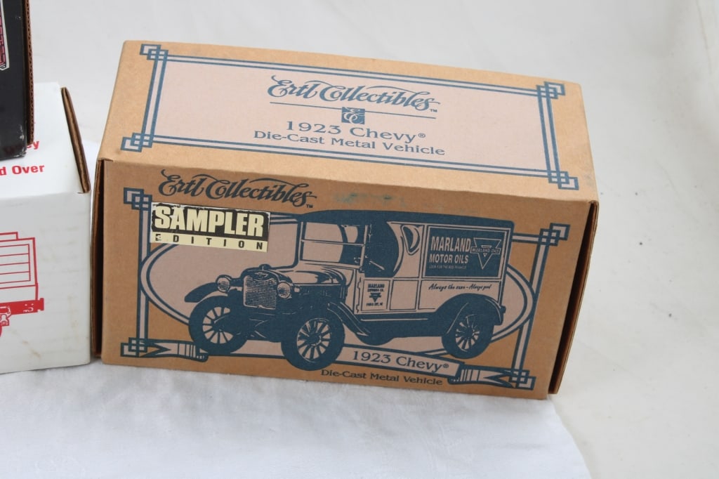 4 Ertl Diecast Gas & Oil Truck Banks - 2