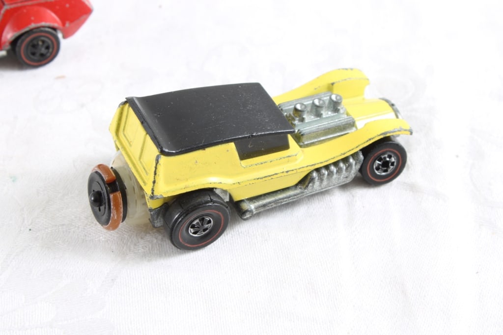 Hot Wheel Redline Bug Eye & Revvers Cars - 4