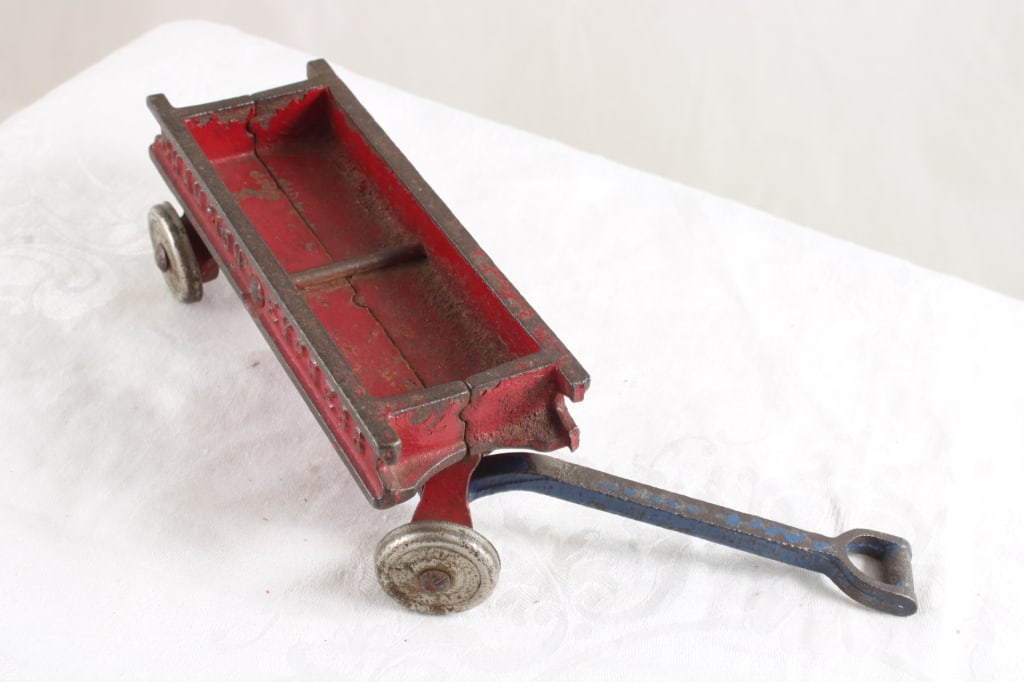 1930s Arcade Cast iron Champion Express Pull Wagon - 6