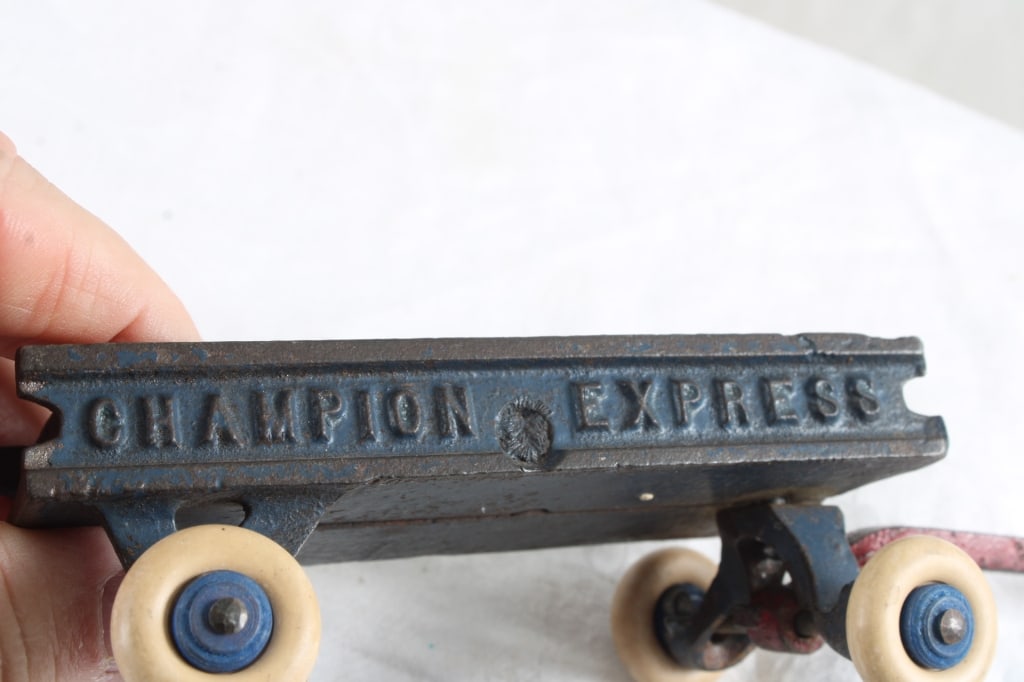 1930s Champion Express Cast Iron Pull Wagon - 6