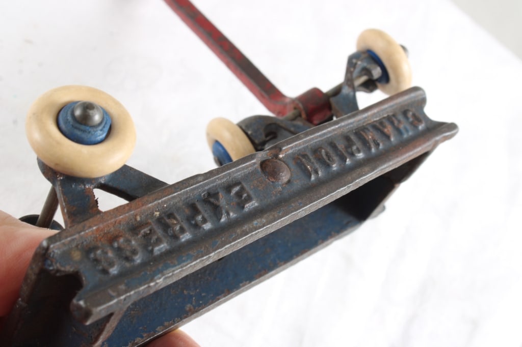 1930s Champion Express Cast Iron Pull Wagon - 7