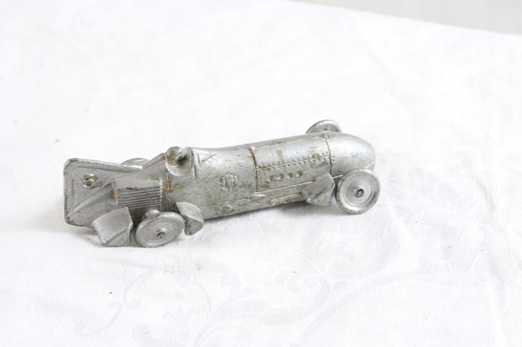 Tootsietoy Race Car #6 - 3
