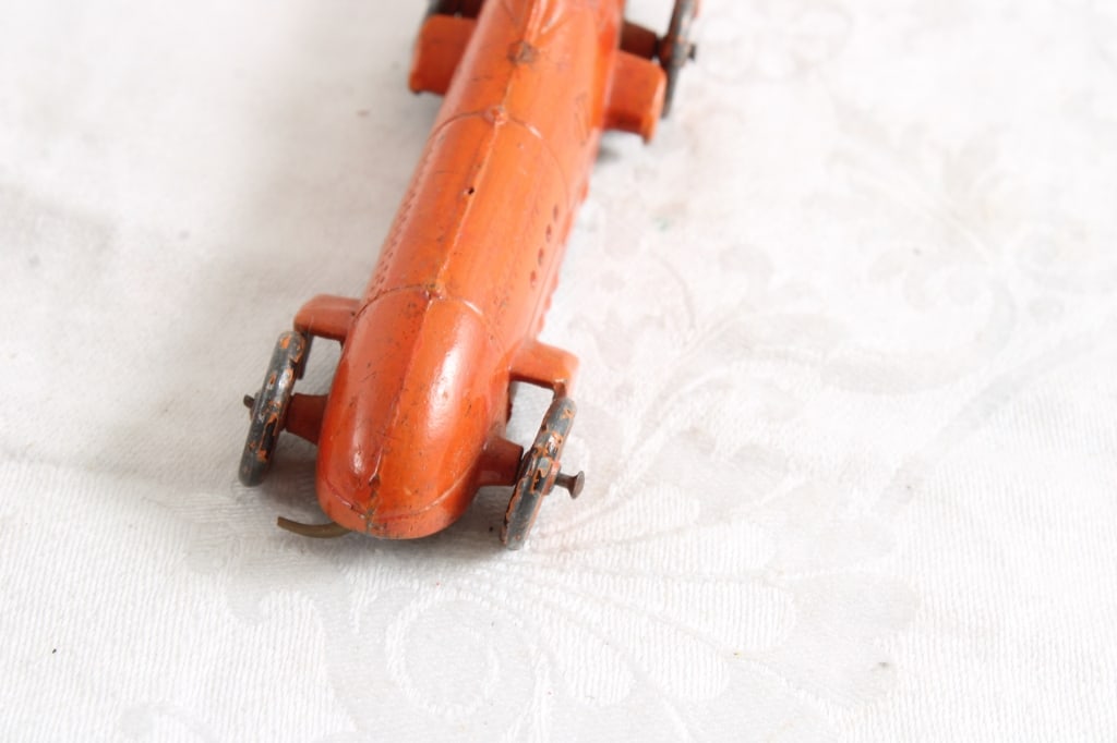 2 Tootsietoy Race Cars #7 & #8 - 10