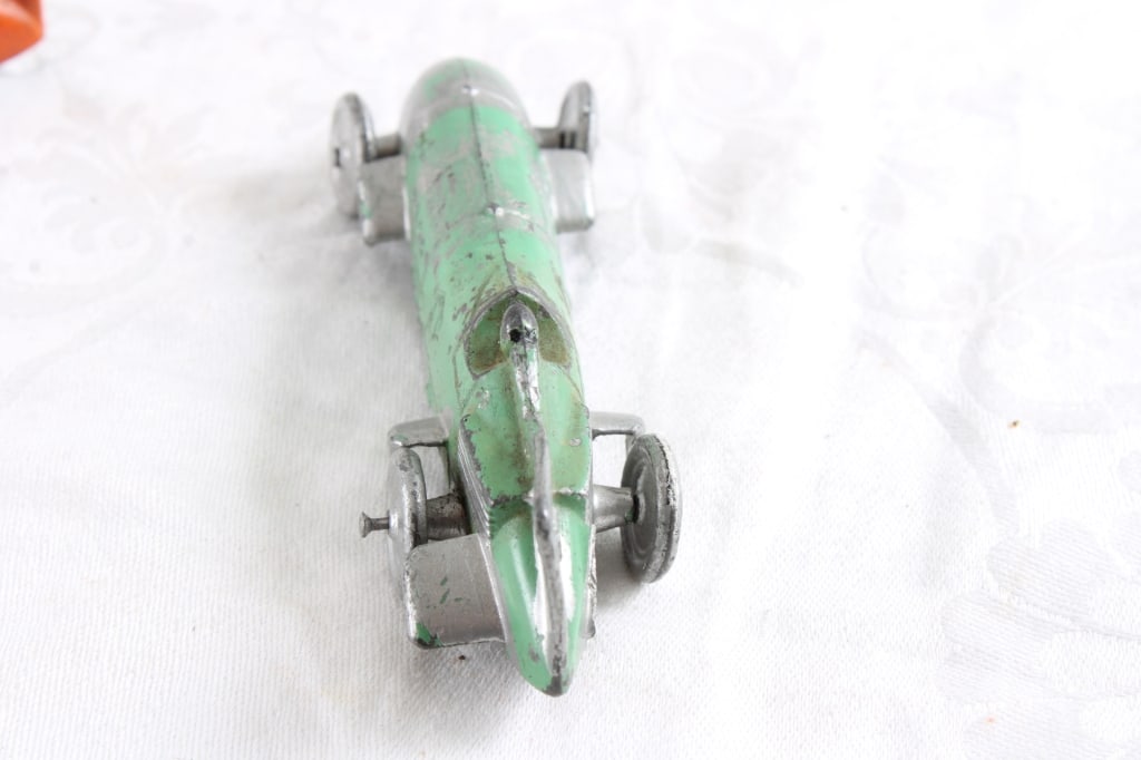 2 Tootsietoy Race Cars #7 & #8 - 3