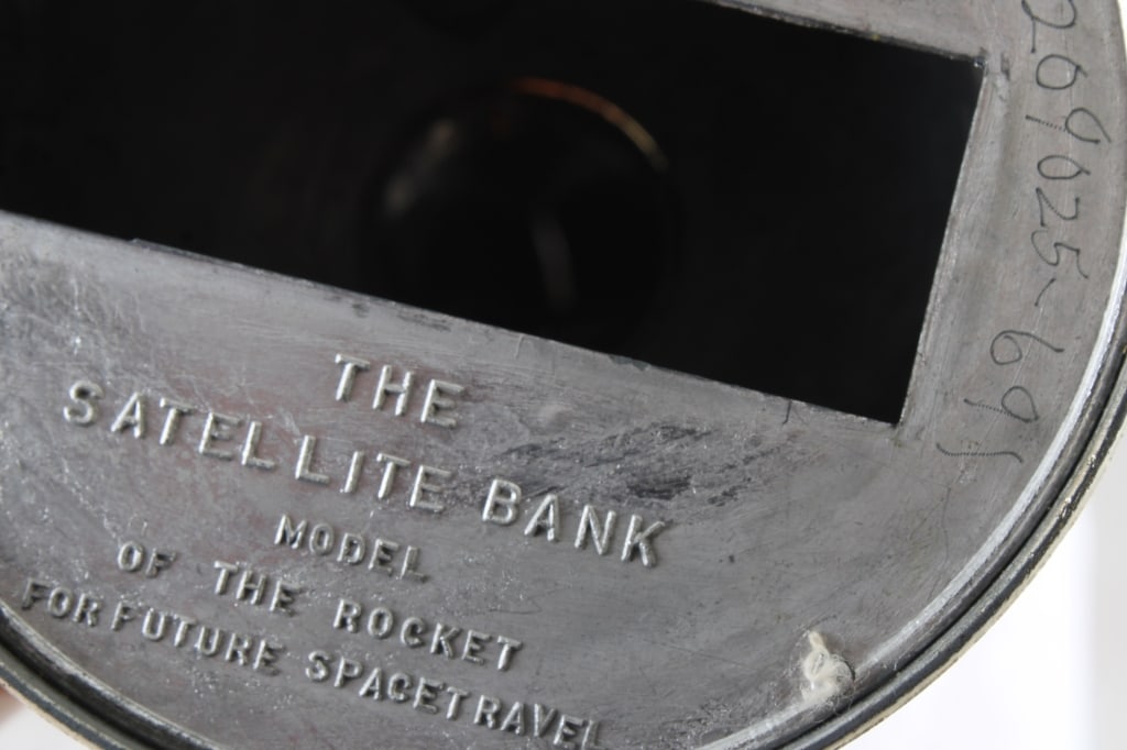1962 Duro Mold Satellite Bank John Glenn, Jr. - 15