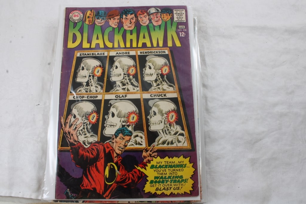 8 Black Hawk Silver Age 12 Cent Comic Books - 17
