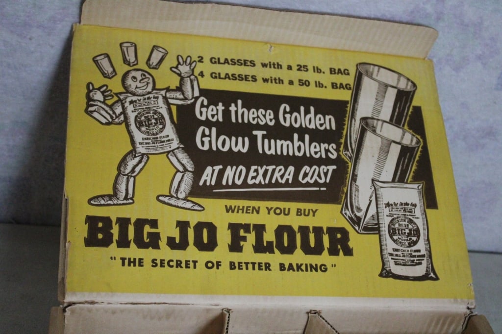 Big Jo Flour Store Display 16 Golden Glow Tumblers - 2