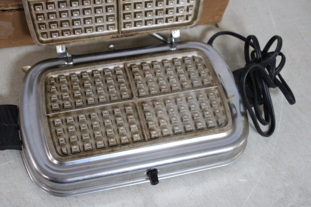 Westinghouse Electric Sandwich/Waffle Grill USA - 3
