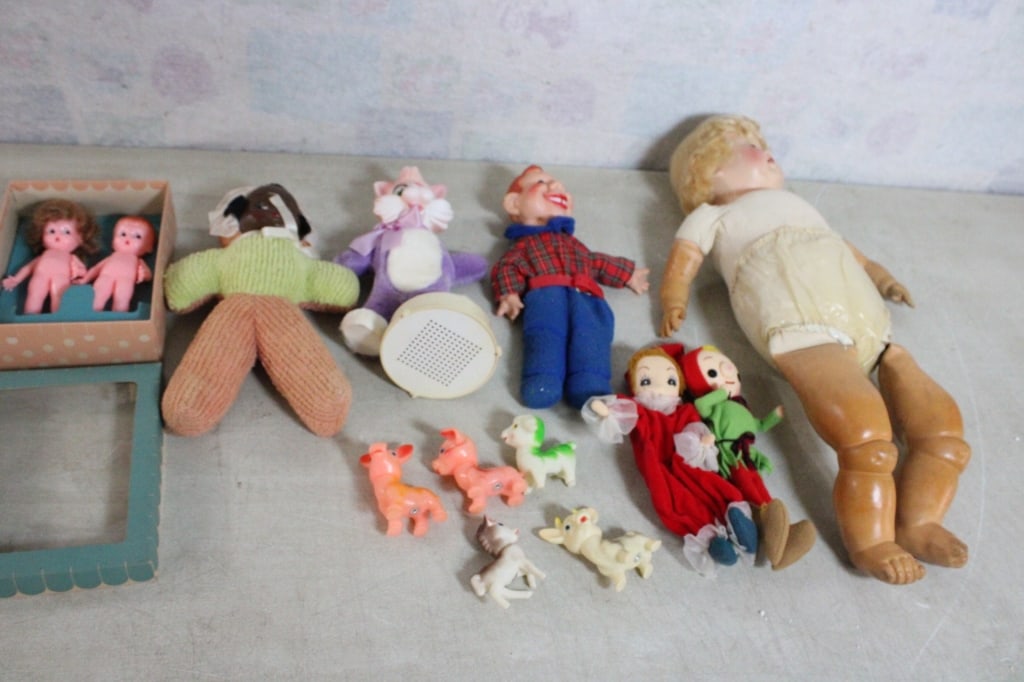 1950's Dolls, Ideal, Howdy Doody, Sylvester, More (1 of 20)