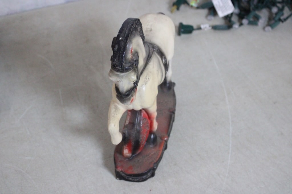 Sylvania Tube, Submachine Gun Toy, Horse, Poster - 7