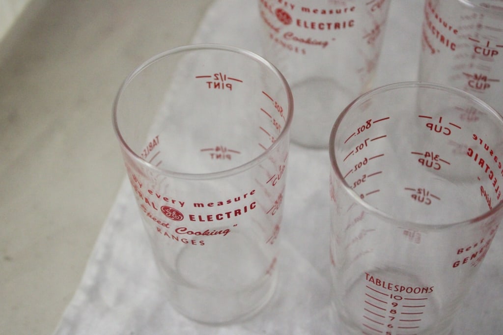 13 GE Cooking Range Advertising Measuring Glasses - 13