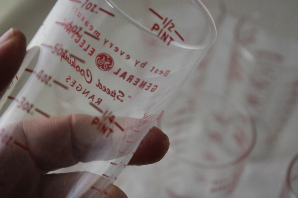 13 GE Cooking Range Advertising Measuring Glasses - 4