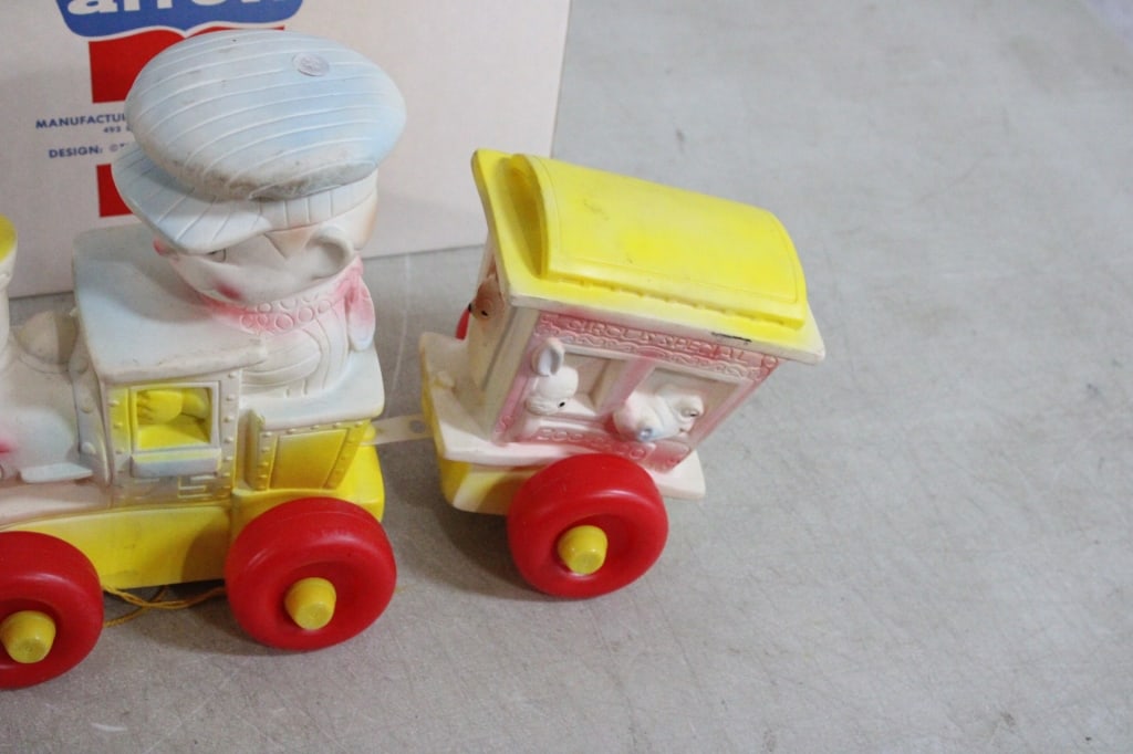 1962 Arrow Rubber Zoo Choo Train in Original Box - 4