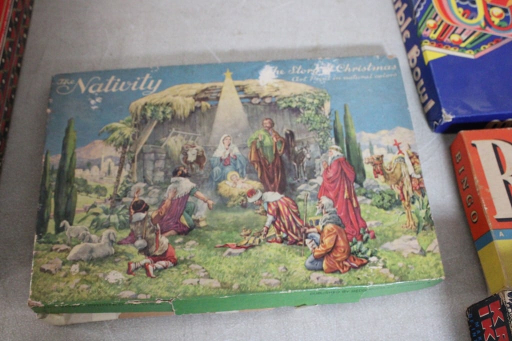 Antique & Vintage Games/Crafts - 17